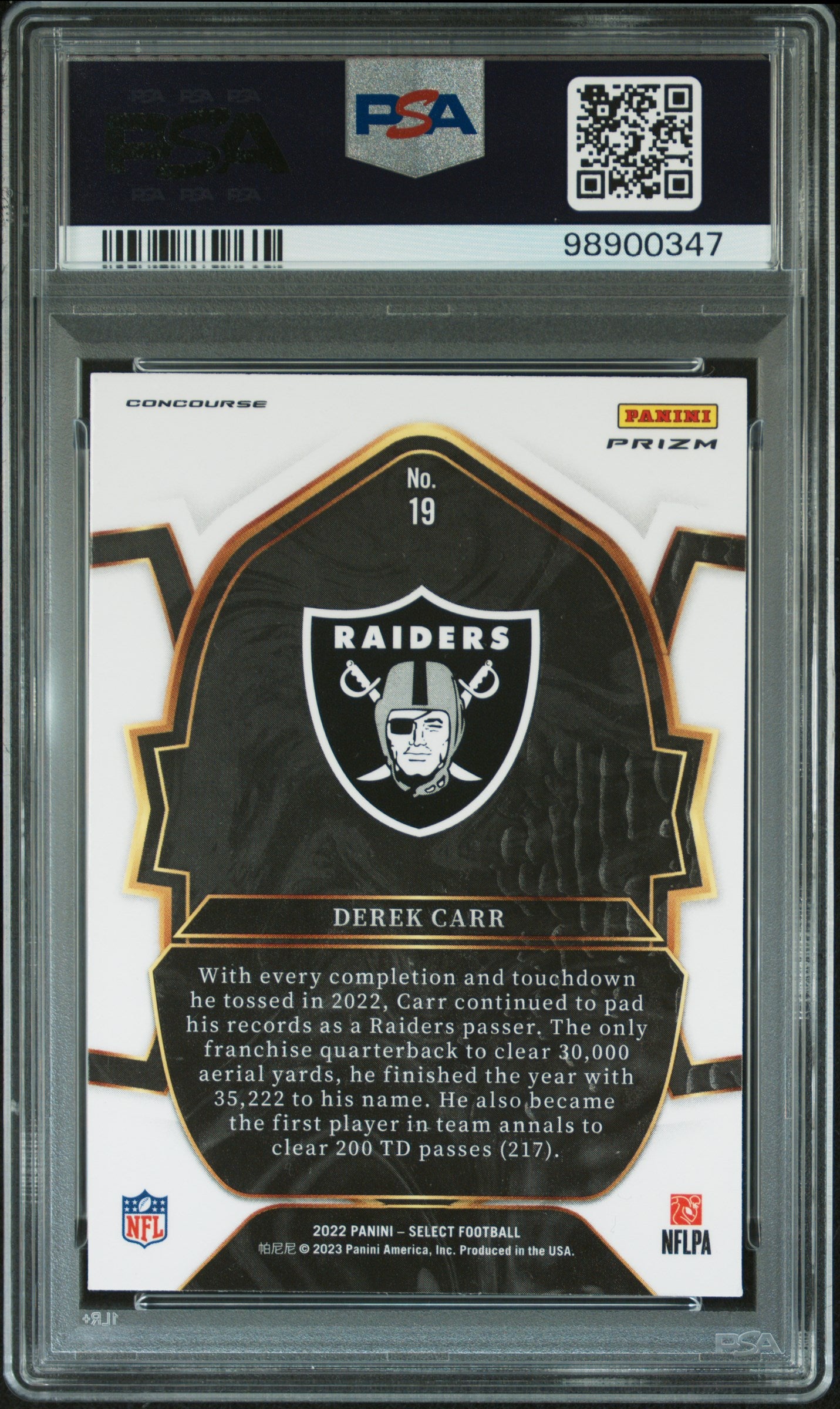 2022 Panini Select Derek Carr #19 Zebra Prizm PSA 8